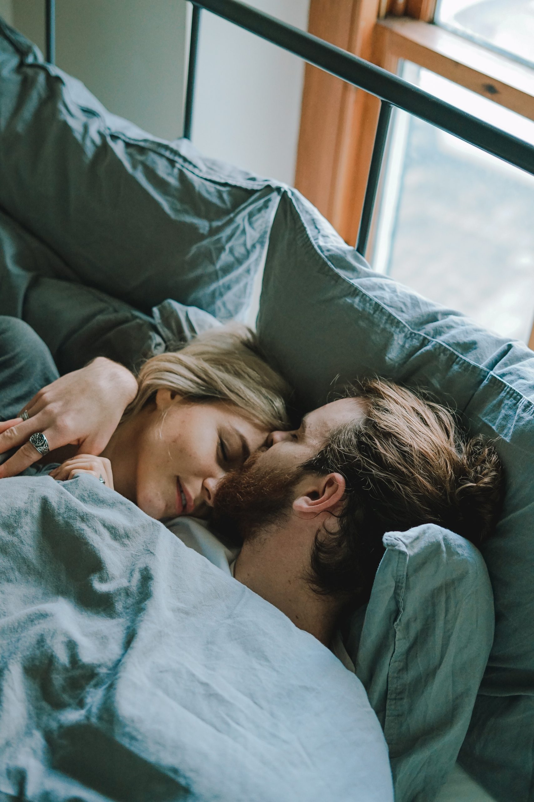 couple-3798371_1280
